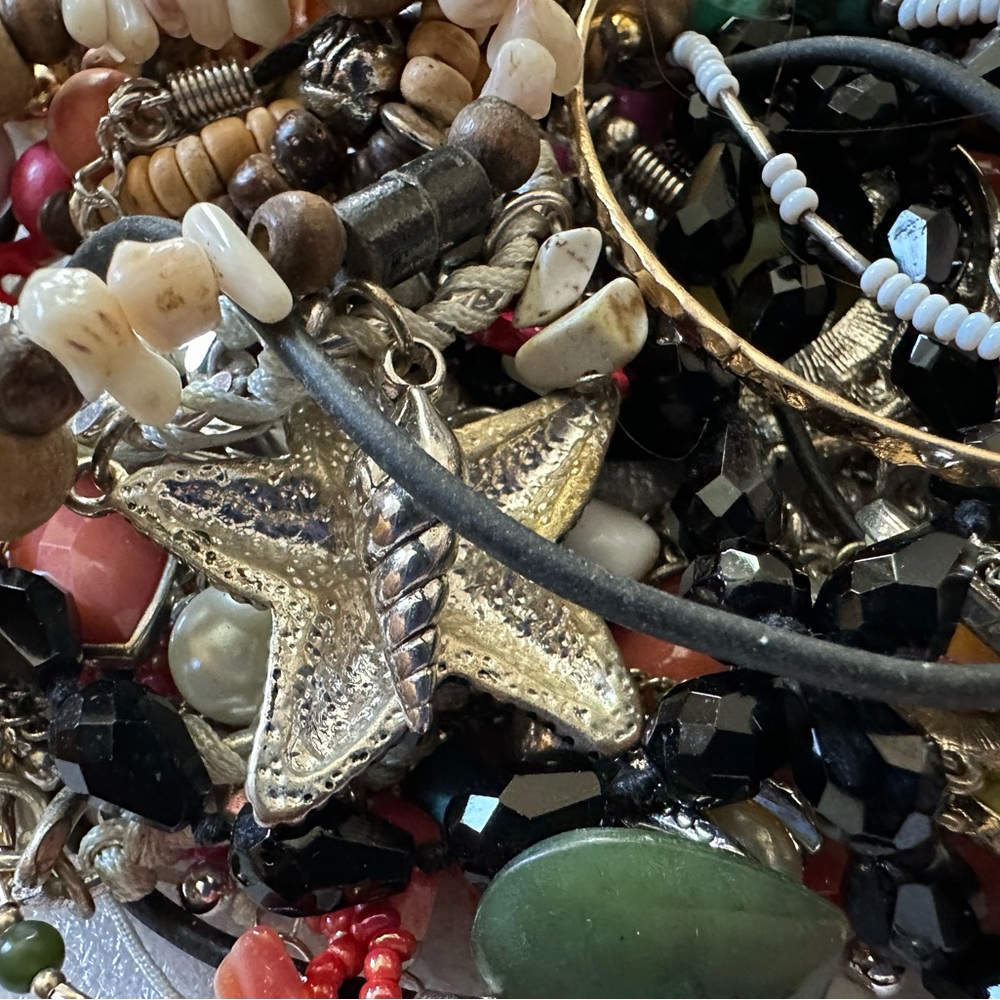 Elegant Multi-ColorJewelry Collection - Picture 5 of 7